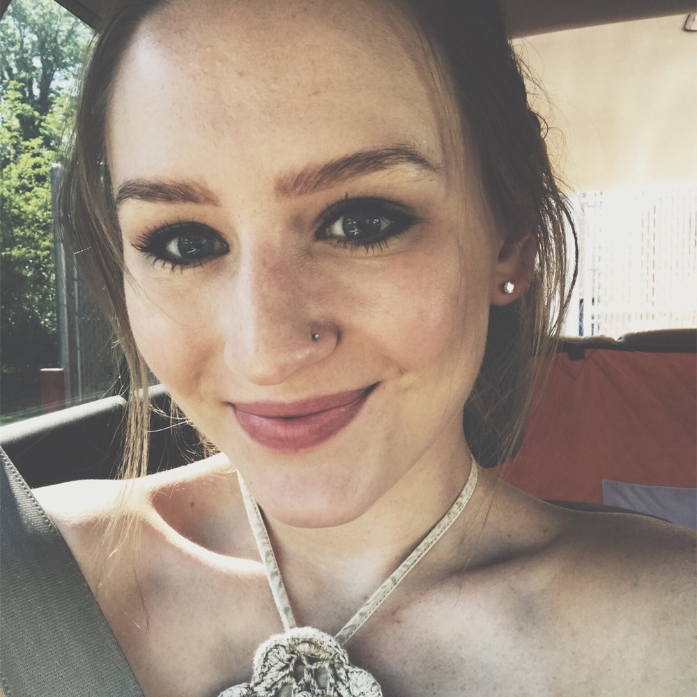 Meet your Posher, Savannah